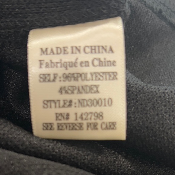 New In Black Women's Sweater Dress With Pockets Medium - Picture 6 of 13